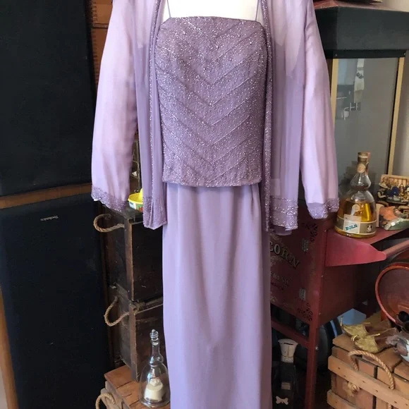 Elegance Montage Collection Mini Cheri Gown Size 12 Lavender - Picture 1 of 16